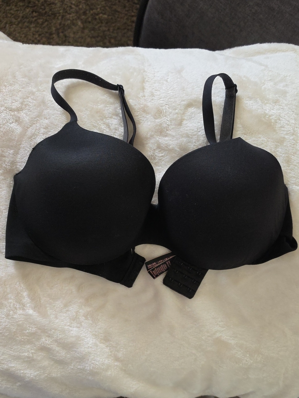 Victoria's Secret Incredible Bra